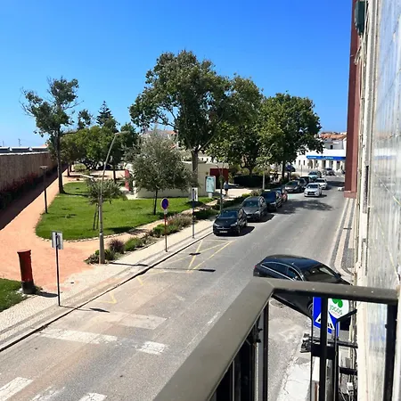 Peniche Hostel بينيش