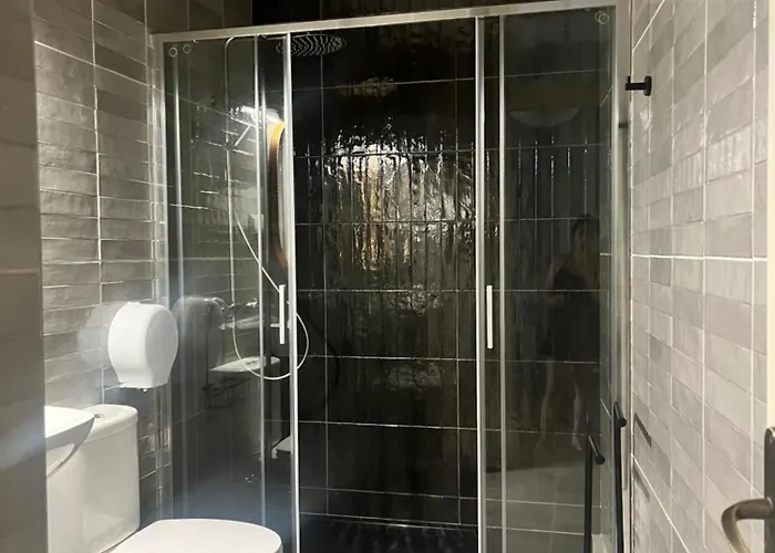 Peniche Hostel 旅馆 *