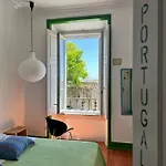 Peniche Hostel 호스텔